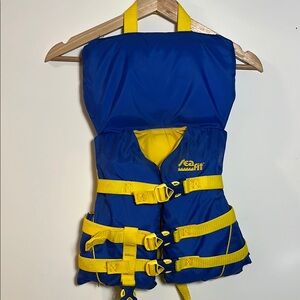 Kids Infant/Child (<50lbs) SeaFit Swim Vest - Blue and Yellow